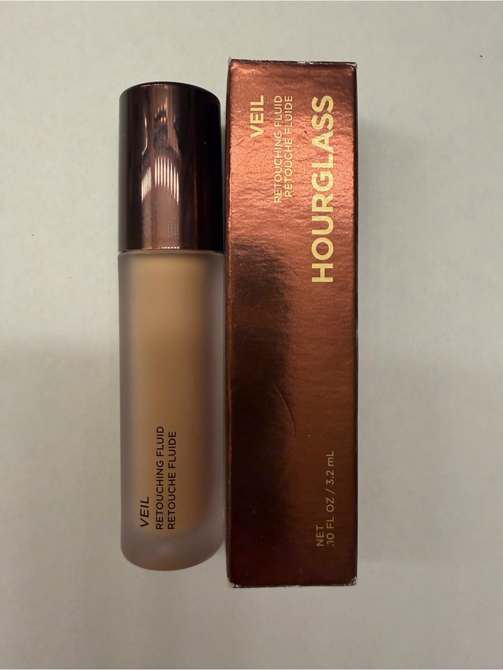 Hourglass Veil Retouching shade natural